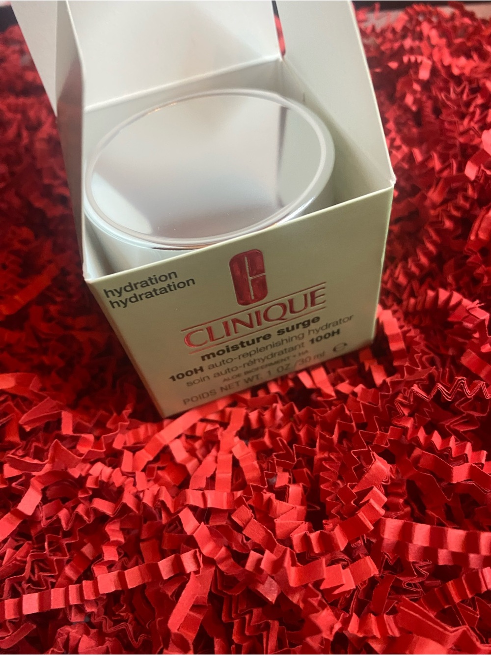Clinique Moisture Surge Hydrating Gel-Cream - Pink & Silver - Picture 3 of 7
